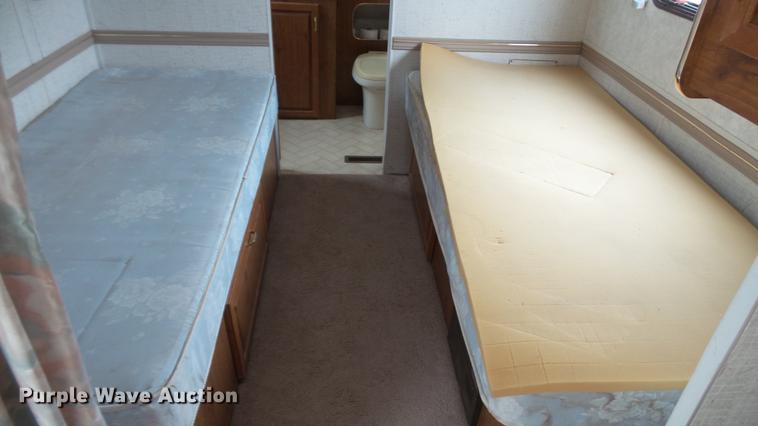 image for item DC2643 1993 Coachmen Catalina 265RB camper