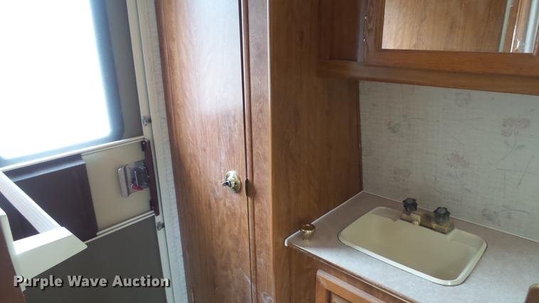 image for item DC2643 1993 Coachmen Catalina 265RB camper