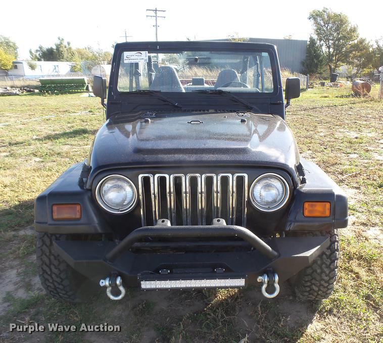 image for item DC3785 1997 Jeep Wrangler SUV