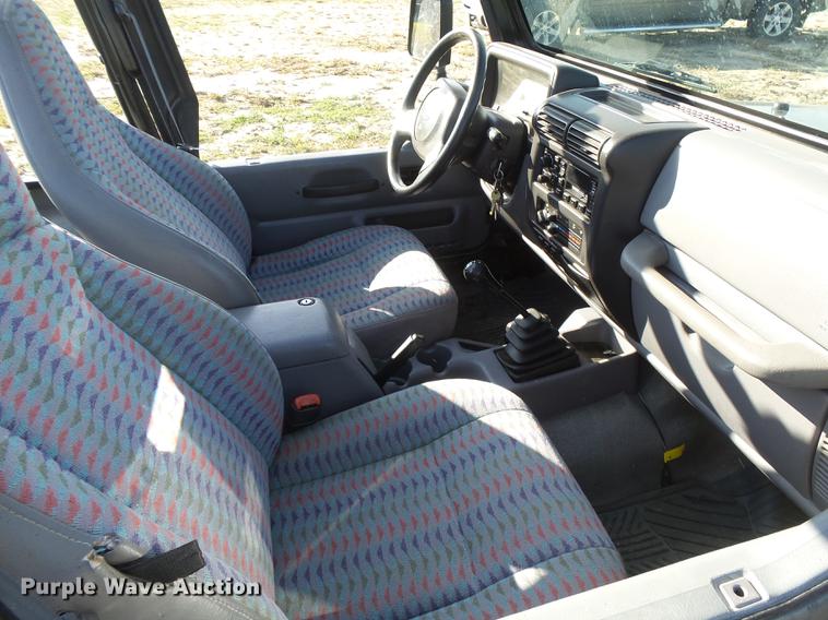 image for item DC3785 1997 Jeep Wrangler SUV