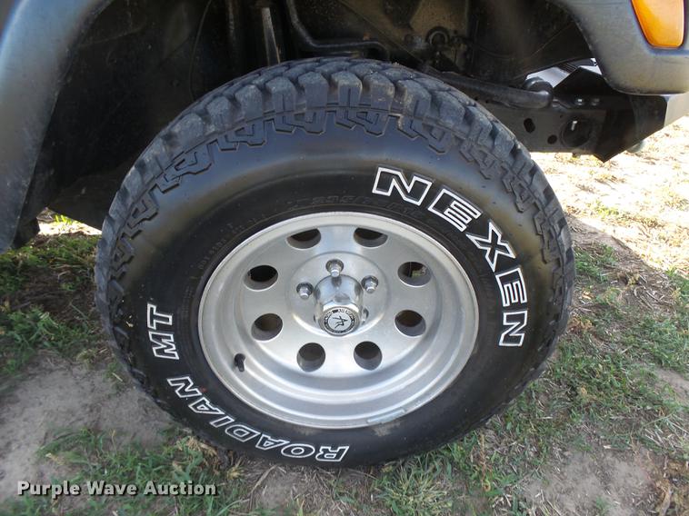 image for item DC3785 1997 Jeep Wrangler SUV