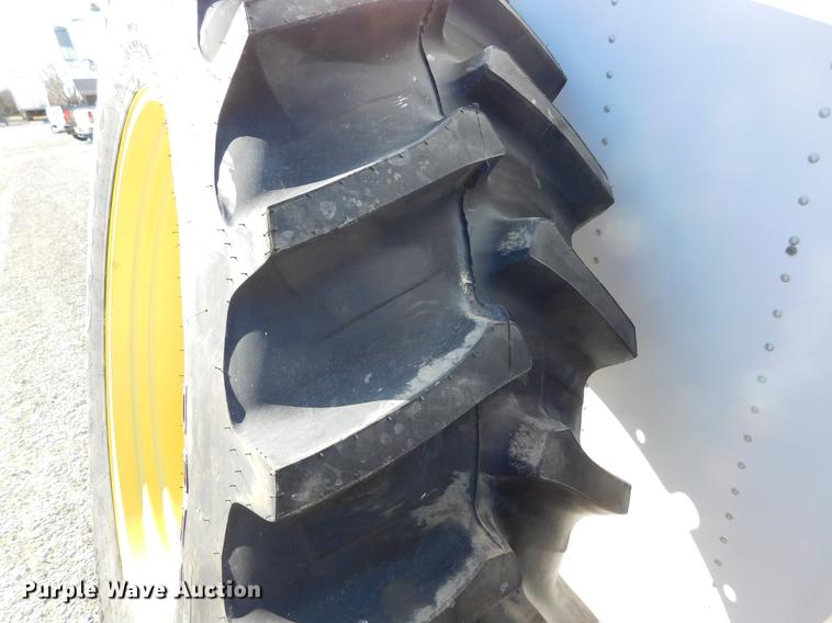 image for item DC8424 (4) Firestone 520/85R46 Deep Tread tires