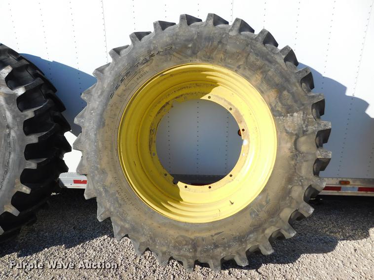 image for item DC8424 (4) Firestone 520/85R46 Deep Tread tires