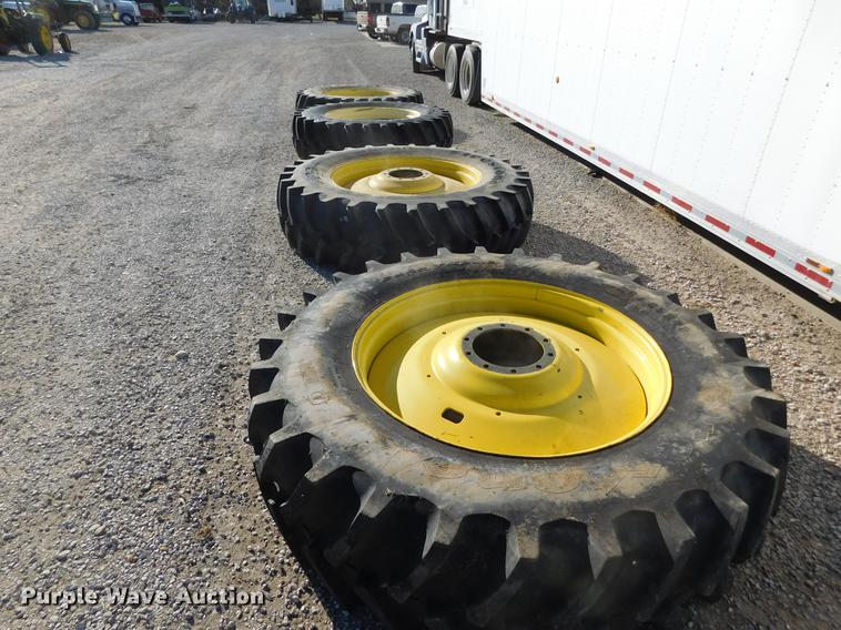 image for item DC8424 (4) Firestone 520/85R46 Deep Tread tires