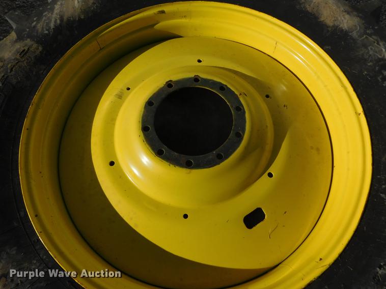 image for item DC8424 (4) Firestone 520/85R46 Deep Tread tires