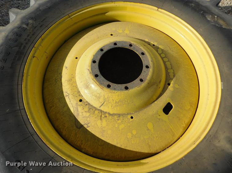 image for item DC8424 (4) Firestone 520/85R46 Deep Tread tires