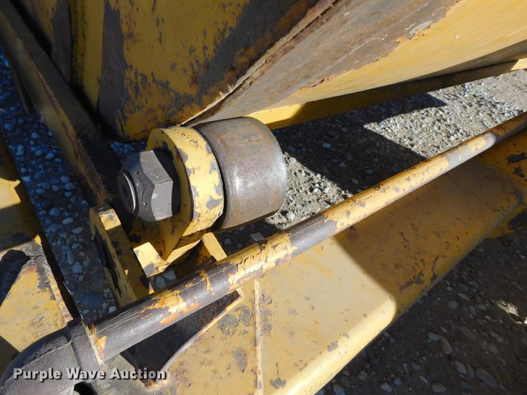 image for item DC8425 Ground Hog 600 scraper