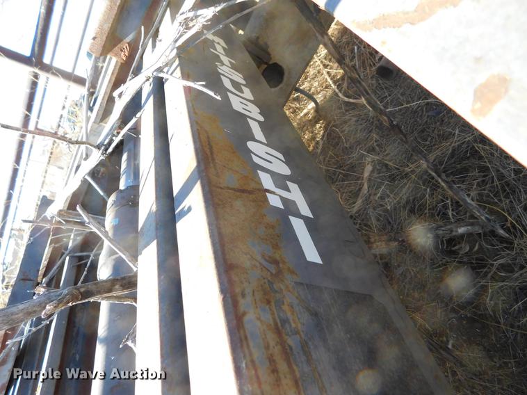 image for item DC8435 Approximately 6 forklift masts