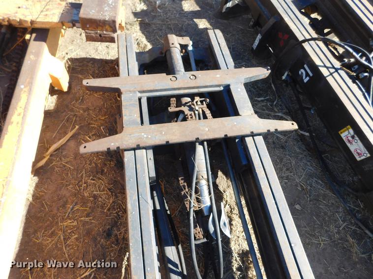 image for item DC8436 Approximately 7 forklift masts