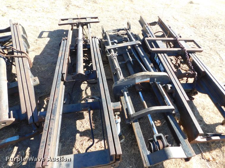 image for item DC8436 Approximately 7 forklift masts