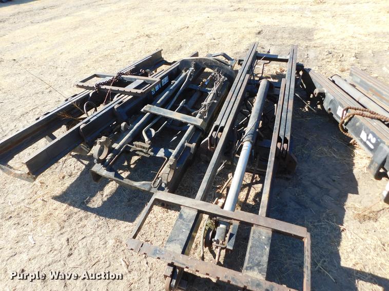 image for item DC8436 Approximately 7 forklift masts