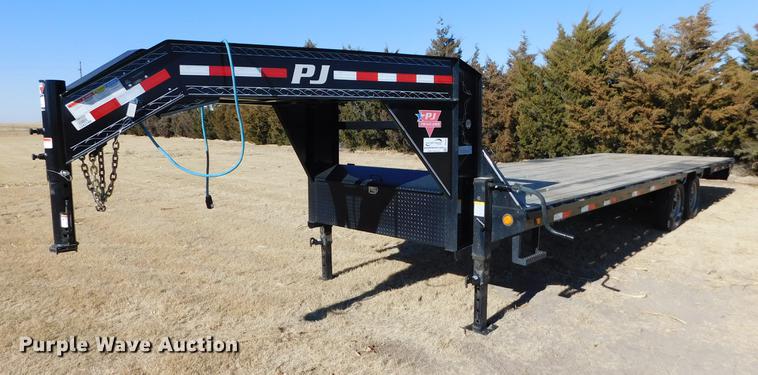 image for item DC8441 2016 PJ Trailers equipment trailer