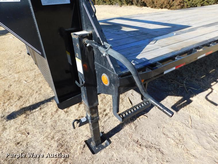 image for item DC8441 2016 PJ Trailers equipment trailer