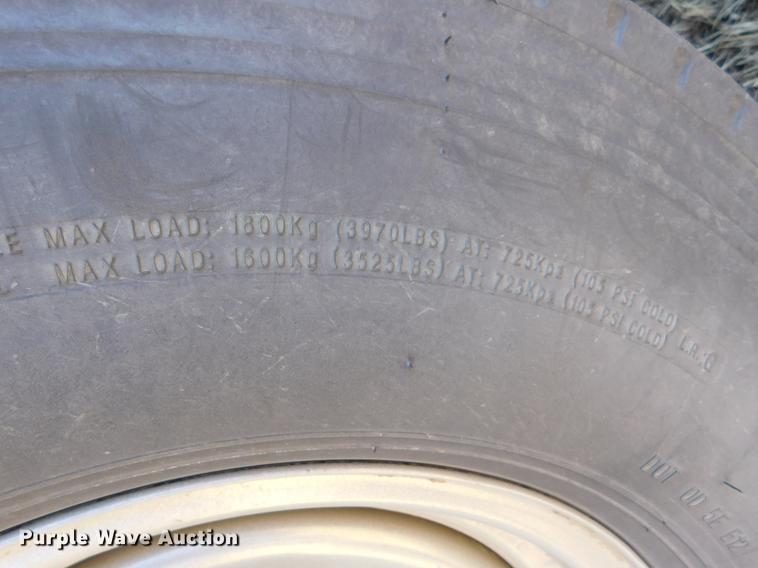 image for item DC8441 2016 PJ Trailers equipment trailer