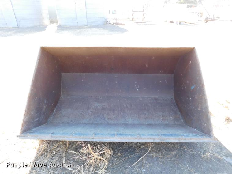 image for item DC8444 90" loader bucket
