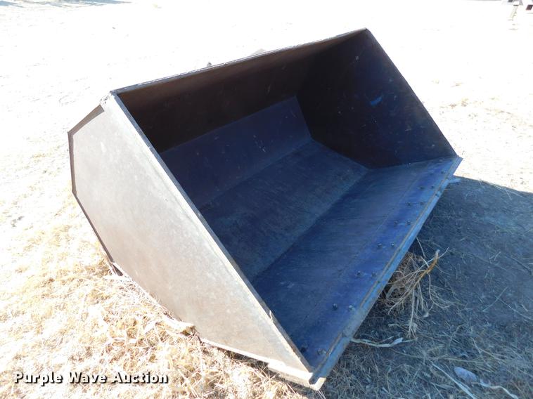 image for item DC8444 90" loader bucket