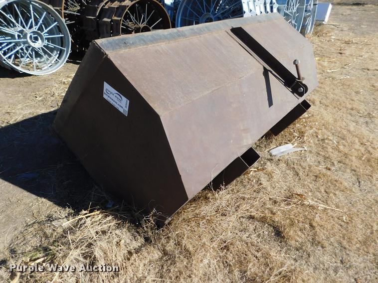 image for item DC8444 90" loader bucket