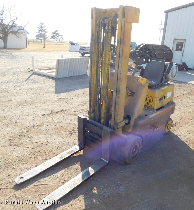 image for item DC8449 Hyster forklift