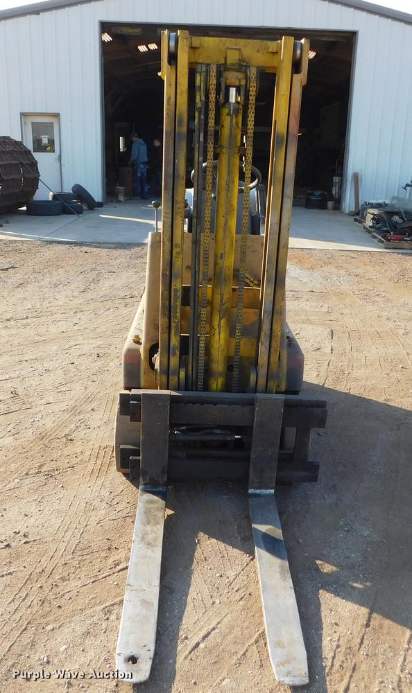 image for item DC8449 Hyster forklift