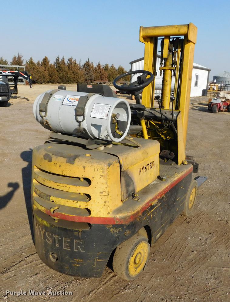 image for item DC8449 Hyster forklift