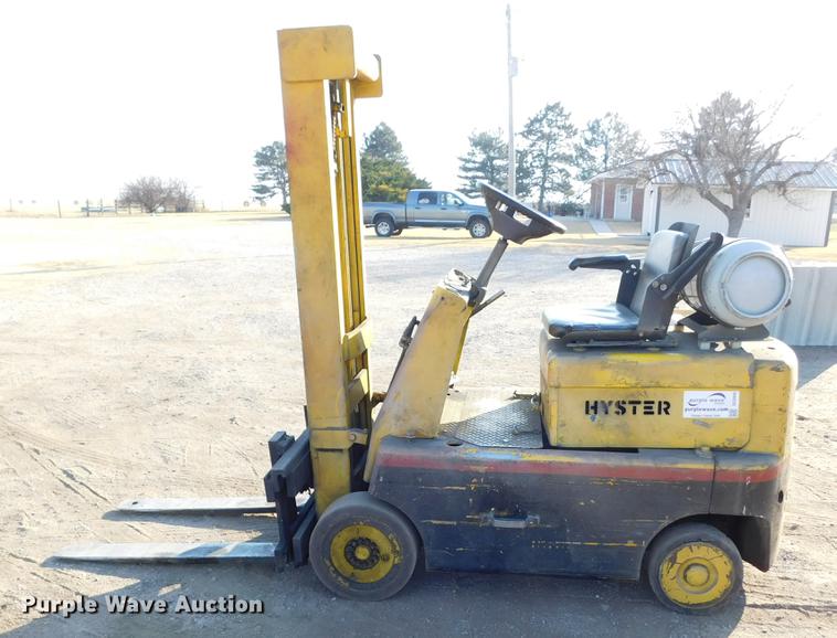 image for item DC8449 Hyster forklift
