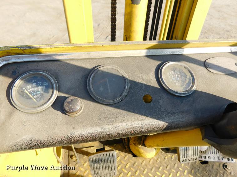 image for item DC8449 Hyster forklift