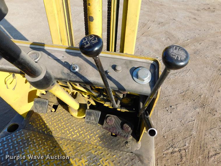 image for item DC8449 Hyster forklift