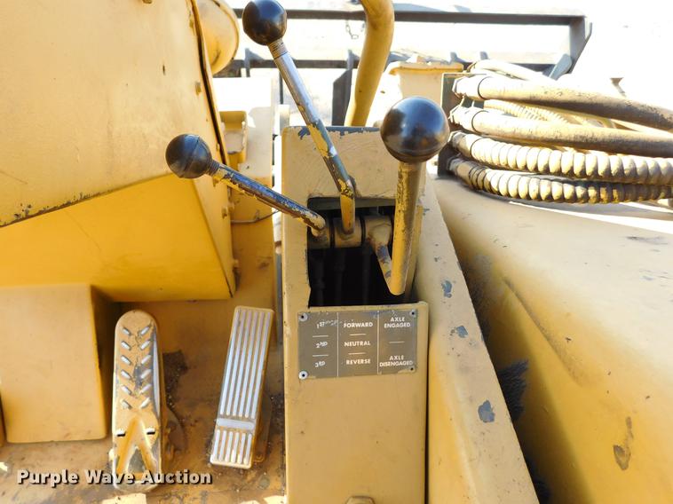 image for item DC8450 1981 Pettibone MC-6000-RTL forklift