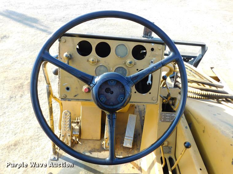 image for item DC8450 1981 Pettibone MC-6000-RTL forklift