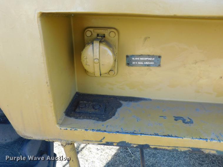 image for item DC8450 1981 Pettibone MC-6000-RTL forklift