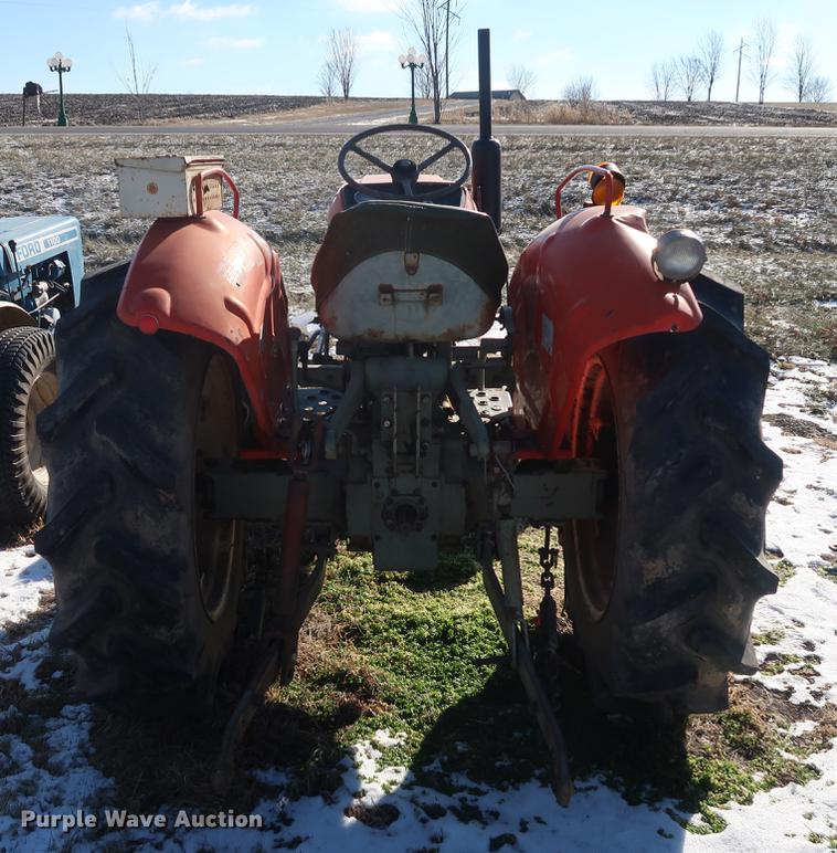 image for item DD9534 Yanmar YM3000 tractor