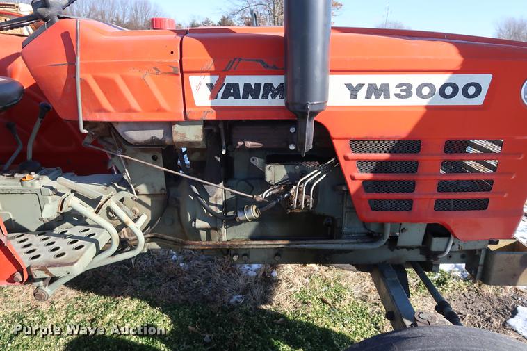 image for item DD9534 Yanmar YM3000 tractor