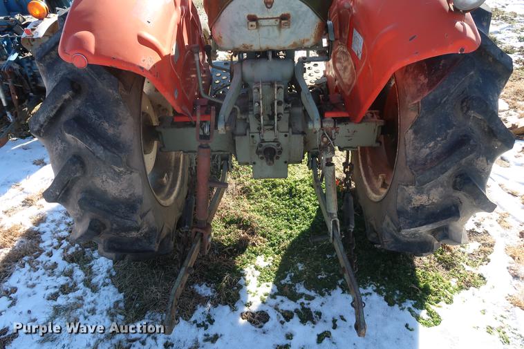 image for item DD9534 Yanmar YM3000 tractor