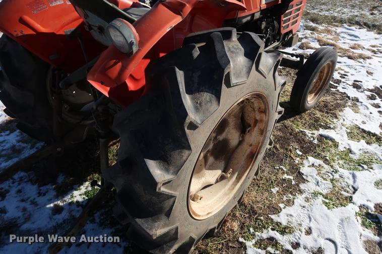 image for item DD9534 Yanmar YM3000 tractor