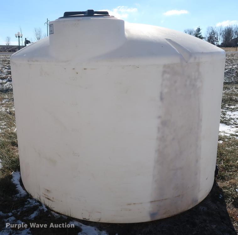 image for item DD9539 Poly tank