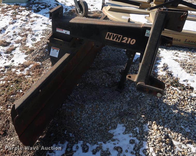 image for item DD9542 Bison NVH210 blade