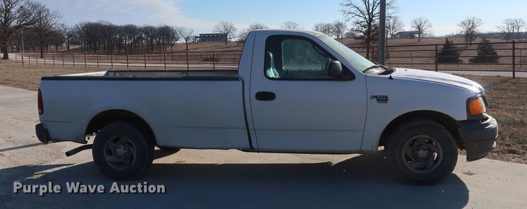 image for item DD9550 2004 Ford F150 pickup truck