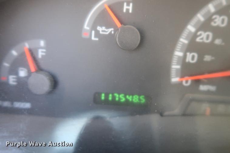 image for item DD9550 2004 Ford F150 pickup truck