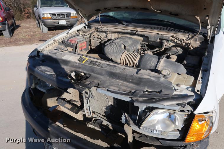 image for item DD9550 2004 Ford F150 pickup truck