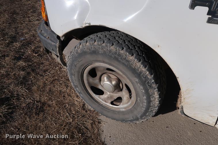 image for item DD9550 2004 Ford F150 pickup truck