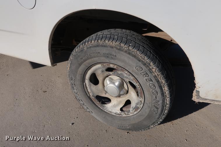 image for item DD9550 2004 Ford F150 pickup truck