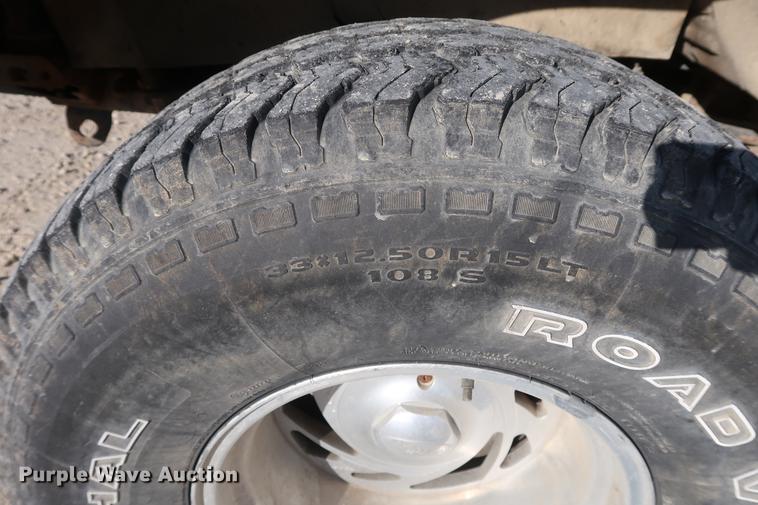 image for item DD9553 1996 Toyota T100 SR5 XtraCab pickup truck