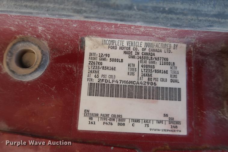 image for item DD9554 1991 Ford F450 Super Duty utility truck