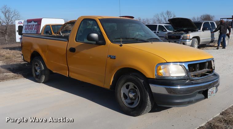 image for item DD9555 2001 Ford F150 pickup truck