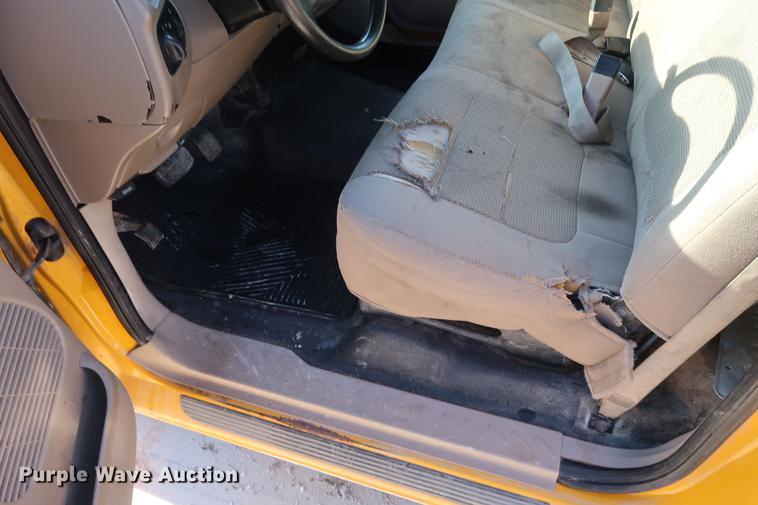 image for item DD9555 2001 Ford F150 pickup truck