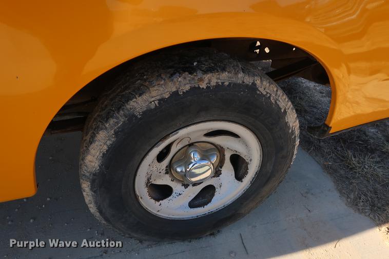 image for item DD9555 2001 Ford F150 pickup truck