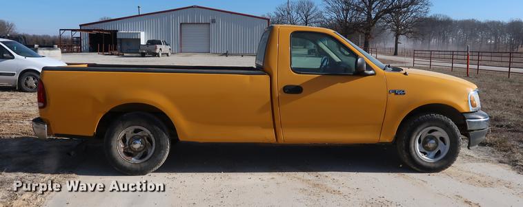 image for item DD9556 2001 Ford F150 pickup truck