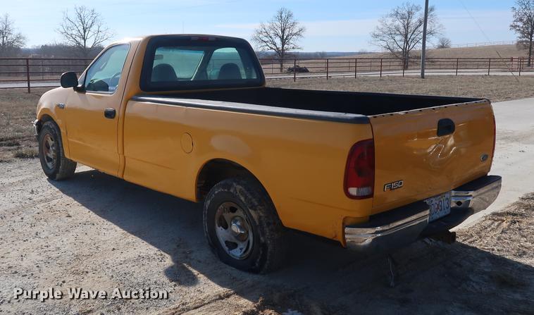 image for item DD9556 2001 Ford F150 pickup truck