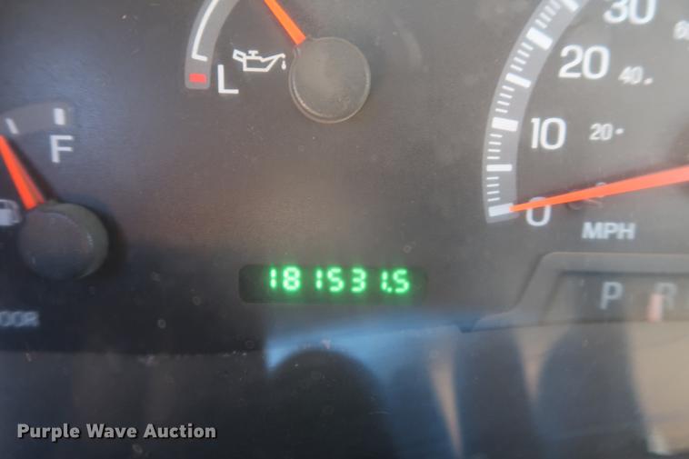 image for item DD9556 2001 Ford F150 pickup truck