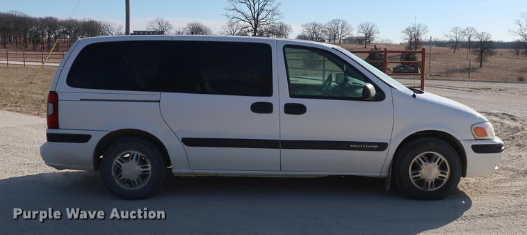 image for item DD9559 2004 Chevrolet Venture van
